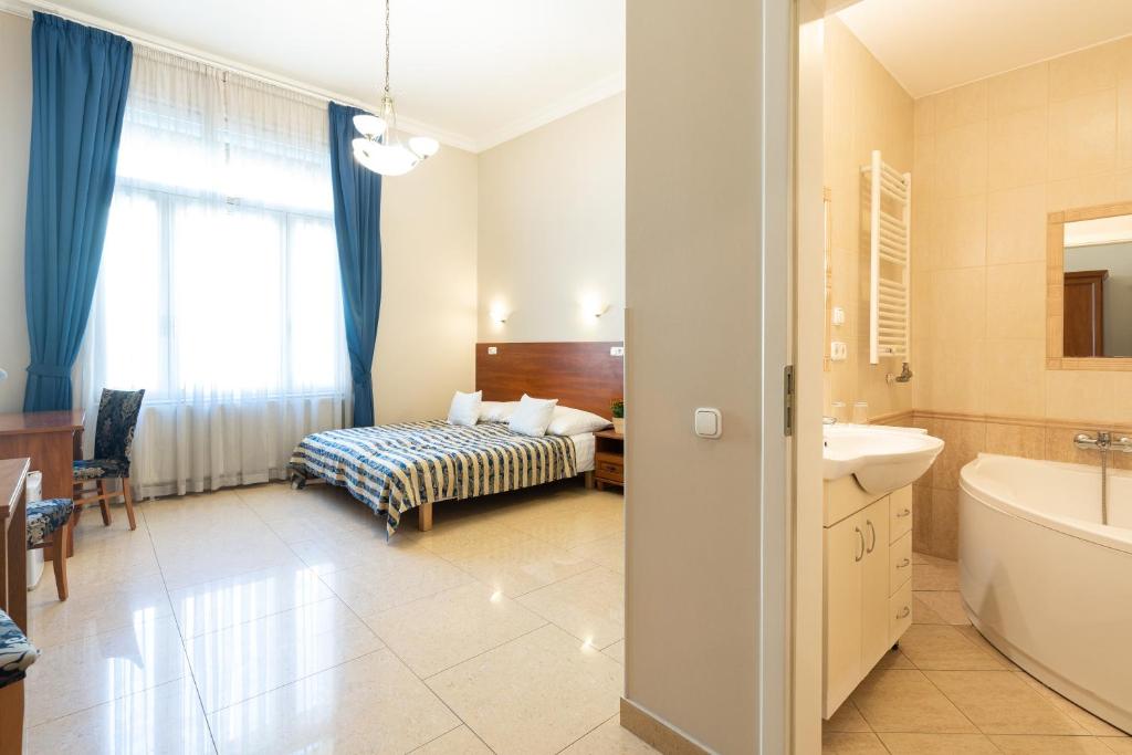 Budapest Panorama Central - Resim 8