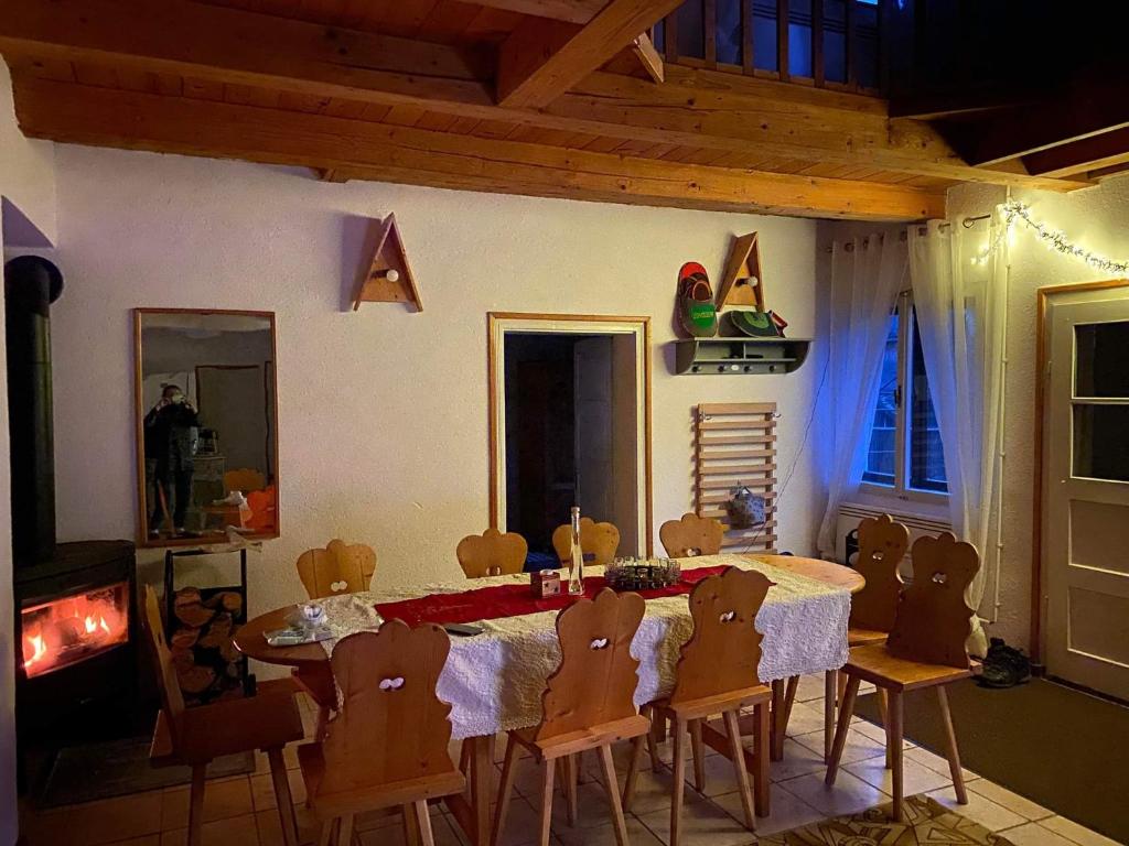Posezení v ubytování Casa Bucataria Fonix