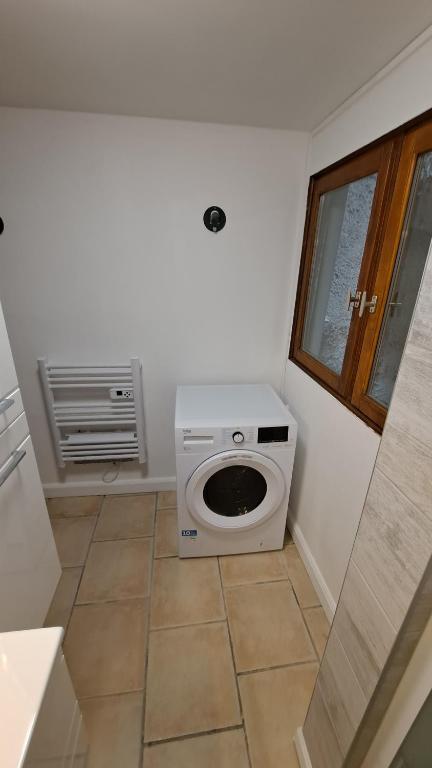 Agreable et moderne appartement Toul centre - Appartement Met één Slaapkamer