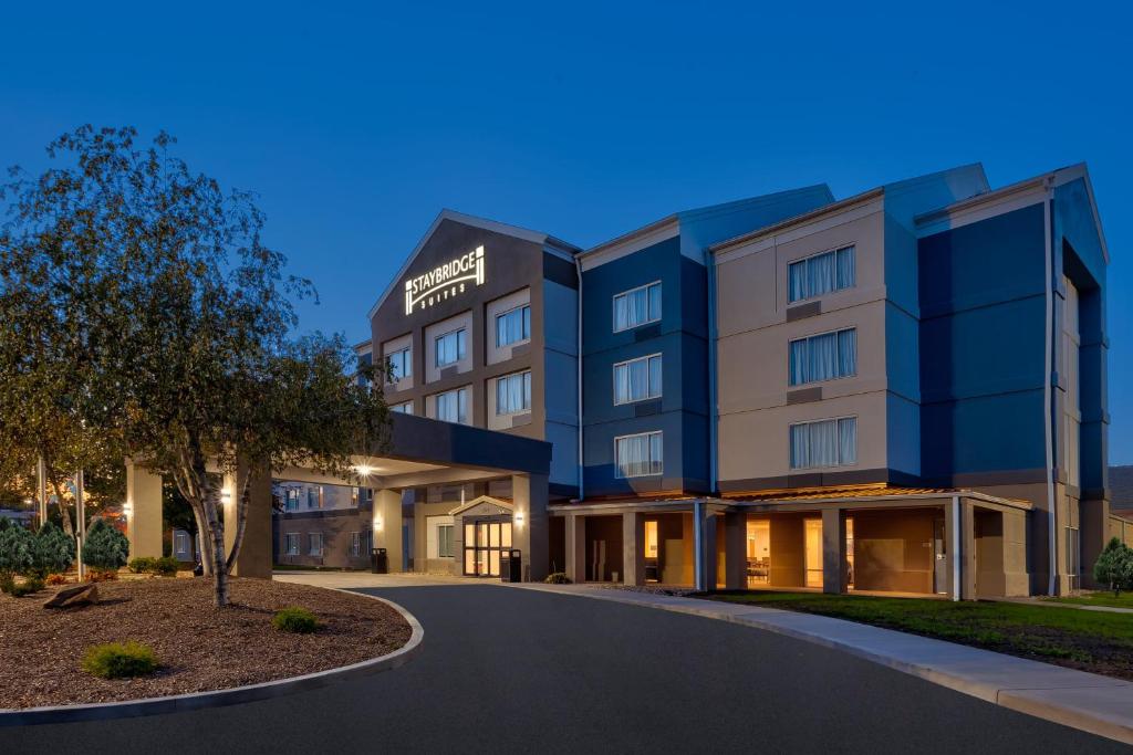 a rendering of the front of the hotel at Staybridge Suites Pittsburgh Airport by IHG in Beechcliff