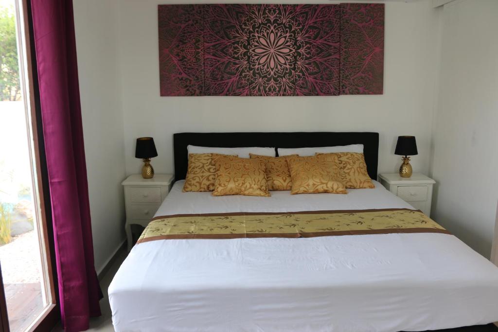 Postel nebo postele na pokoji v ubytování Neue Villa TROPIC PARADISE