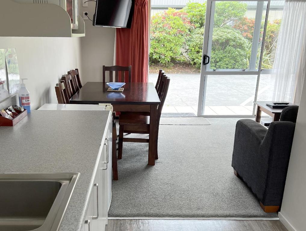 Jade Court Motel - Resim 24