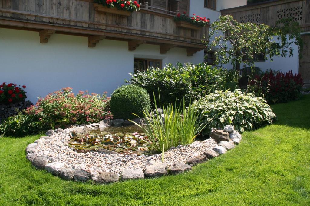Vonkajšia záhrada v ubytovaní Appartement Kichelerhof