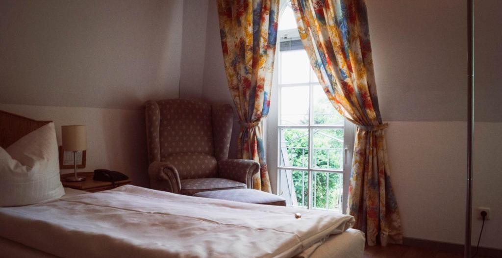 Voodi või voodid majutusasutuse Hotel Zwei Länder toas