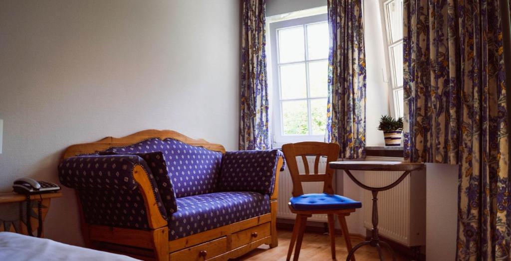 Istumisnurk majutusasutuses Hotel Zwei Länder