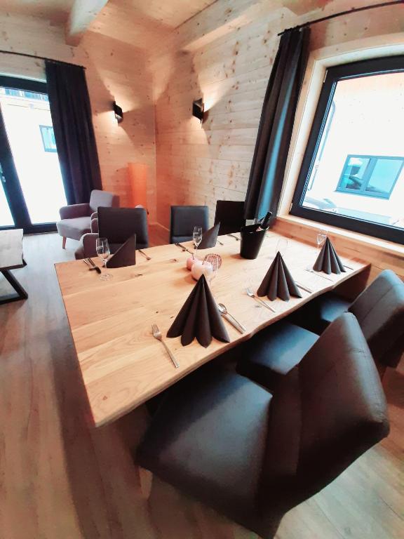 Posedenie v ubytovaní Alpenchalets Nassfeld