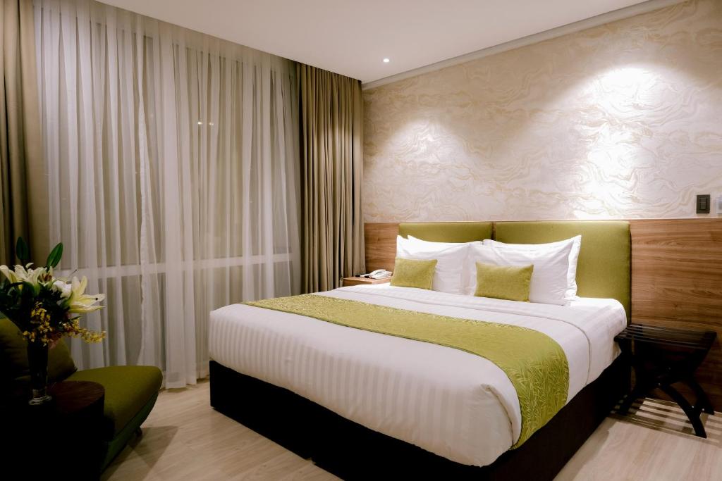 Goldberry Suites and Hotel Cebu - Standard Double Or Twin Room