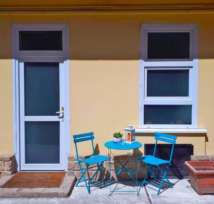 Fotografia z galérie ubytovania Modern stylish 2 bedroom holiday apartment v Budapešti