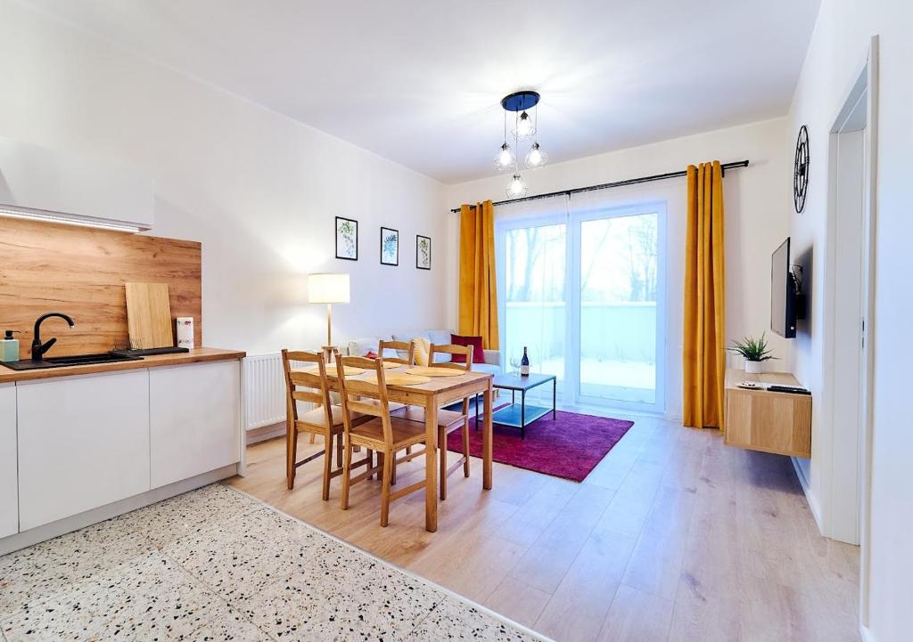 Kuchyňa alebo kuchynka v ubytovaní LAGUNA Apartament Polanica Residence 5