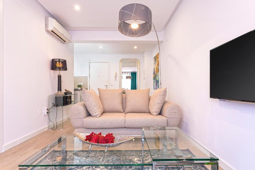Televízia a/alebo spoločenská miestnosť v ubytovaní Genteel Home Santa Marta