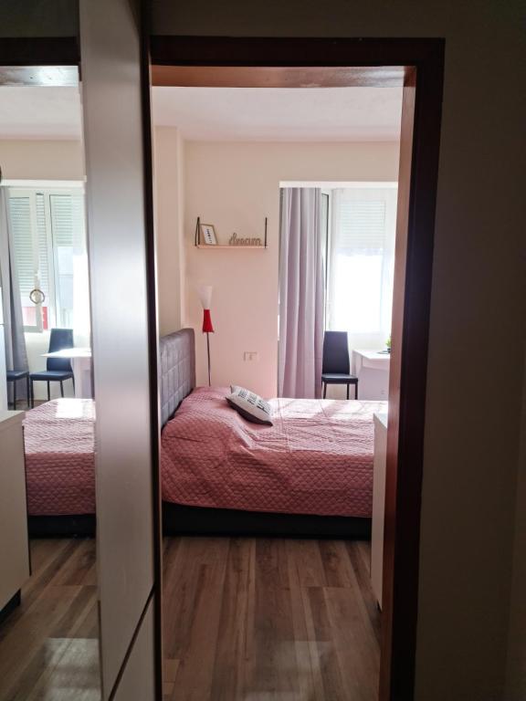 Lovely one bedroom studio in Tirana - Imazhi 8