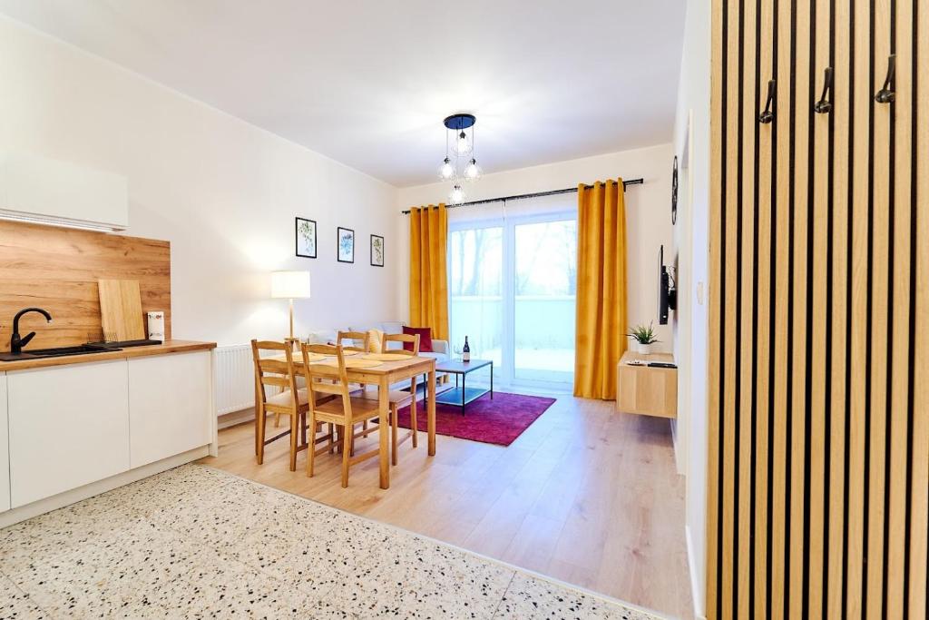 Kuchyňa alebo kuchynka v ubytovaní LAGUNA Apartament Polanica Residence 5