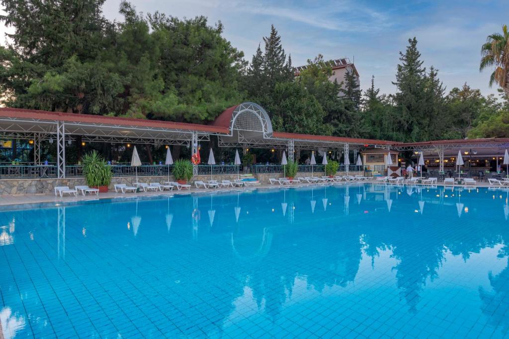 The swimming pool at or close to Armas Kaplan Paradise