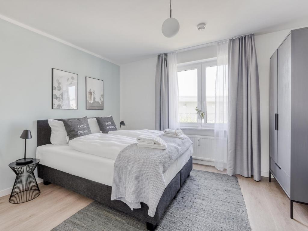 limehome Wolfsburg Porschestraße - Suite Xl Con Una Camera Da Letto E Balcone