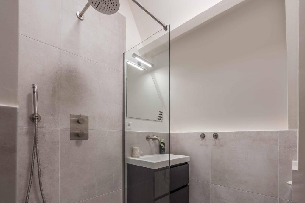 Limehome The Hague Keizerstraat - Resim 18