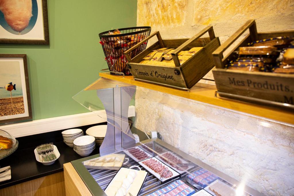 Hôtel Royal - Resim 38