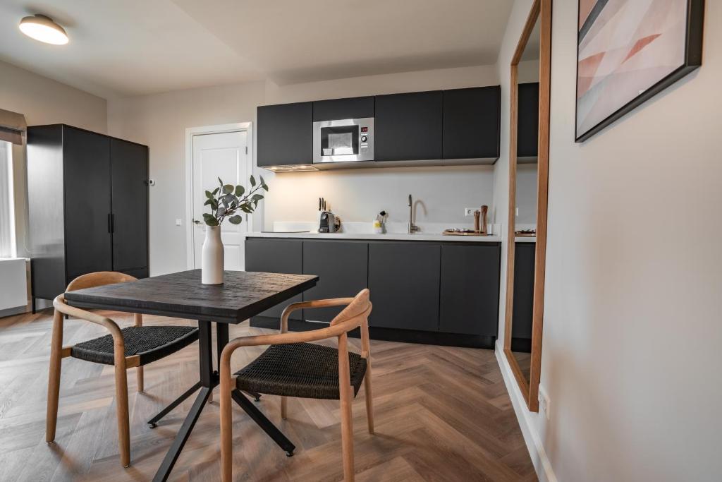 Limehome The Hague Keizerstraat - Resim 43