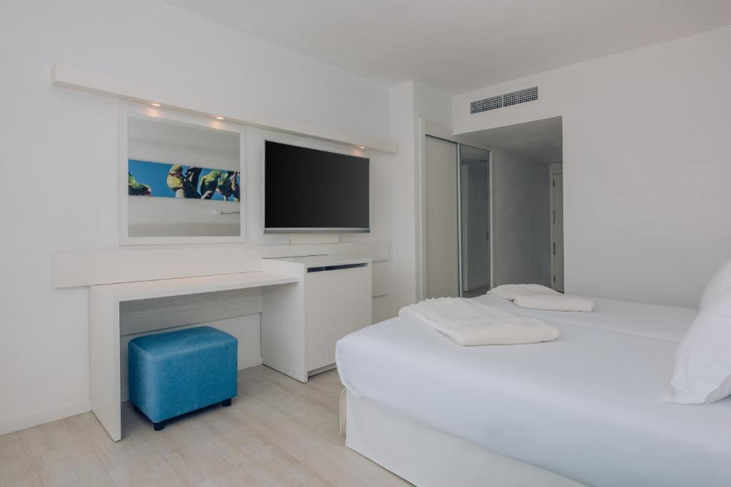 Iberostar Waves Bouganville Playa - Double Room (1 Adult)
