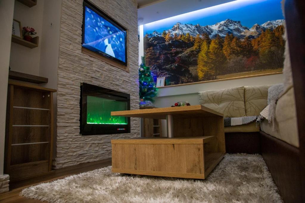 TV a/nebo společenská místnost v ubytování SKS