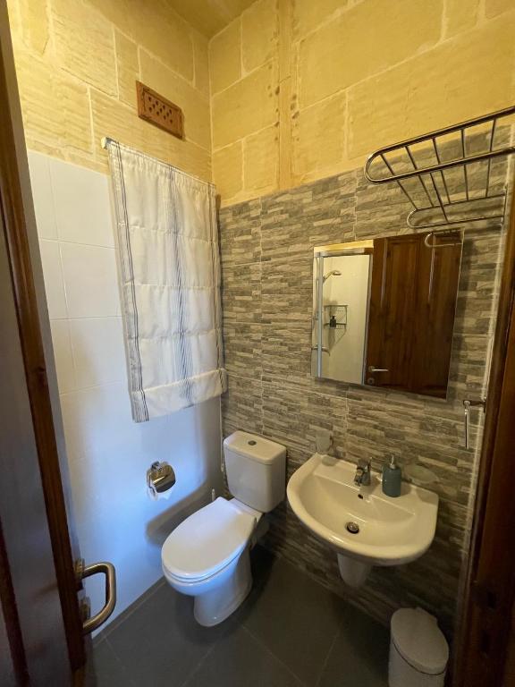 Koupelna v ubytování Gilju B&B
