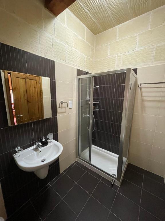 Koupelna v ubytování Gilju B&B
