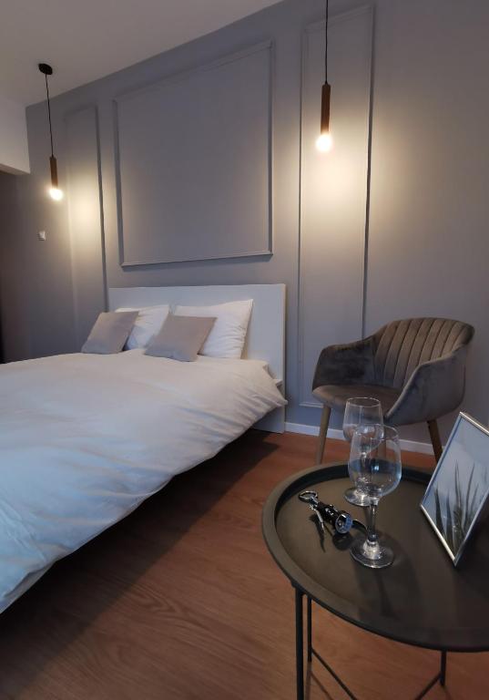 On the river Ultra central Suites - Deluxe King Studio