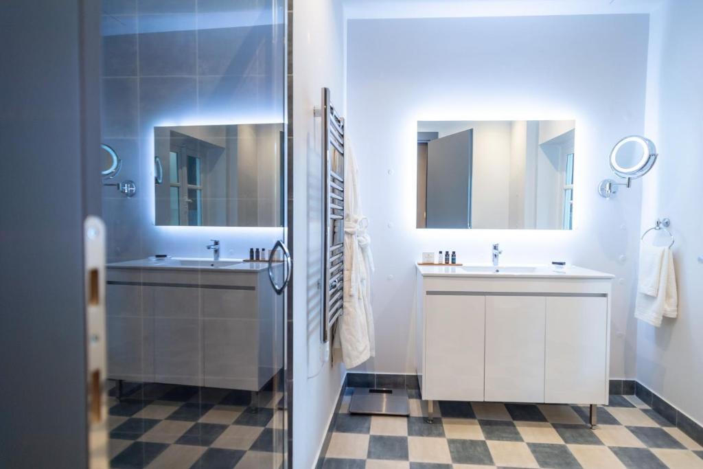 Kúpeľňa v ubytovaní 33SolonosSuites