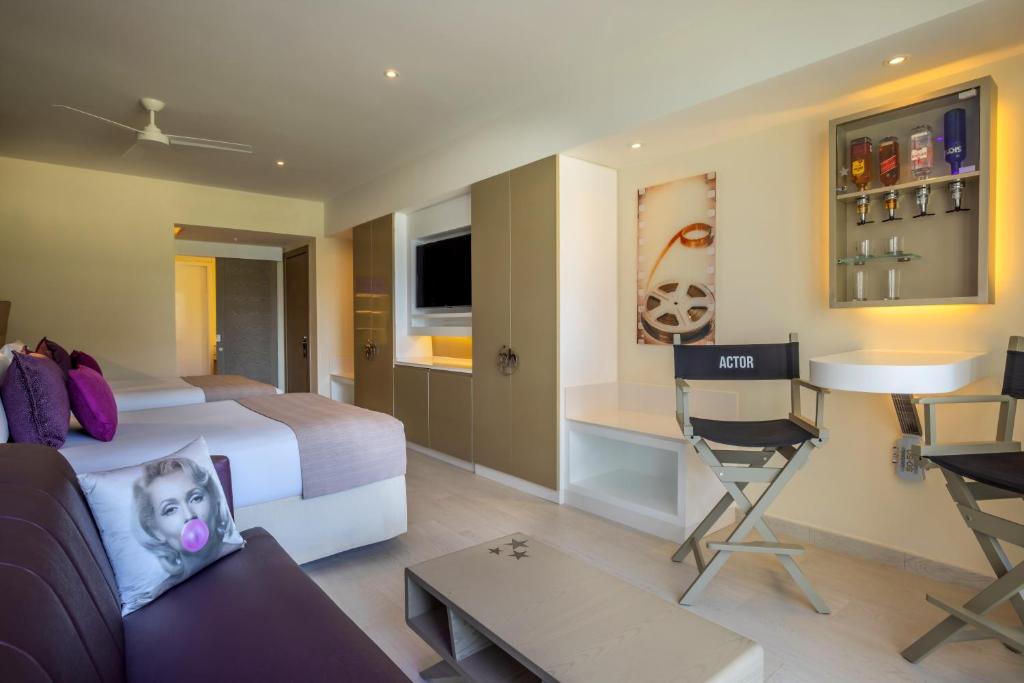 Planet Hollywood Cancun, An Autograph Collection All-Inclusive Resort - Star Class Junior Suite Ocean View