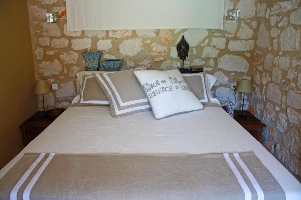 Posteľ alebo postele v izbe v ubytovaní Lalla Private Luxury Villa