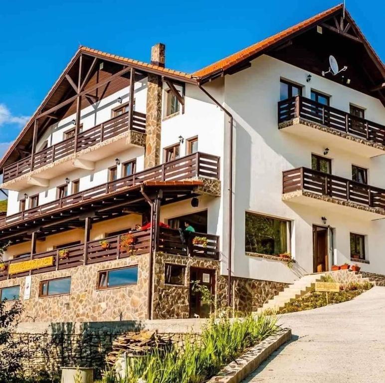 Pensiunea La Bunica