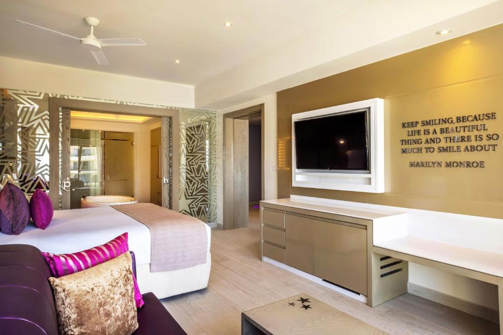 Planet Hollywood Cancun, An Autograph Collection All-Inclusive Resort - Directores Suite De Dos Dormitorios