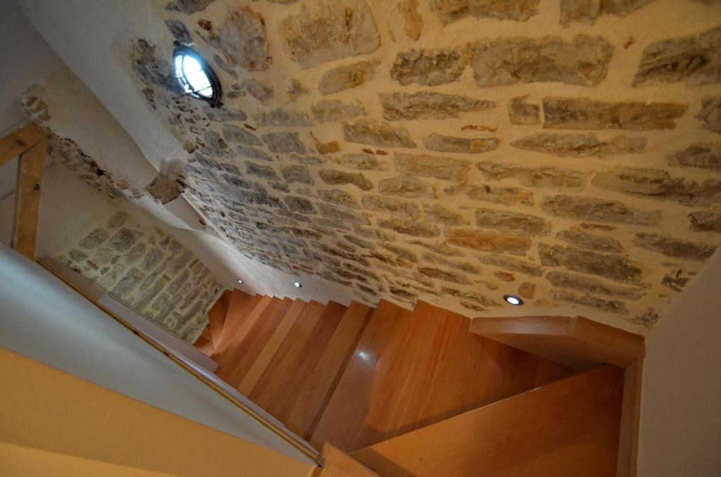Galería fotográfica de Apartments Historic Stone House en Kotor