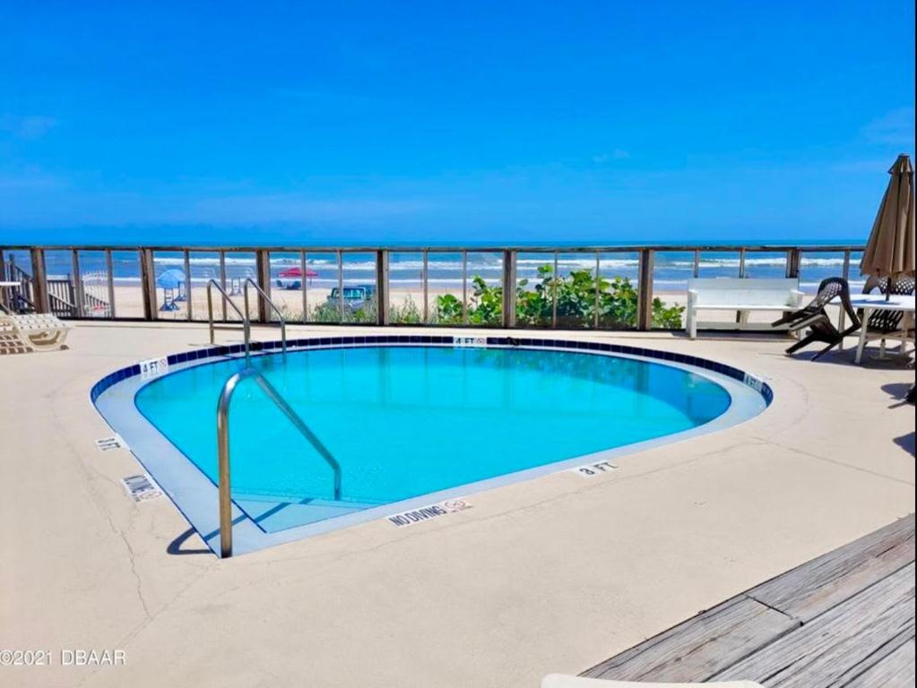 Gallery image of Ocean Overlook - Sea View at Symphony Beach Club! in Ormond Beach