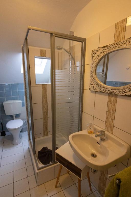 Landhaus am Itterbach Willingen - Appartement Avec Salle De Bain Partagée