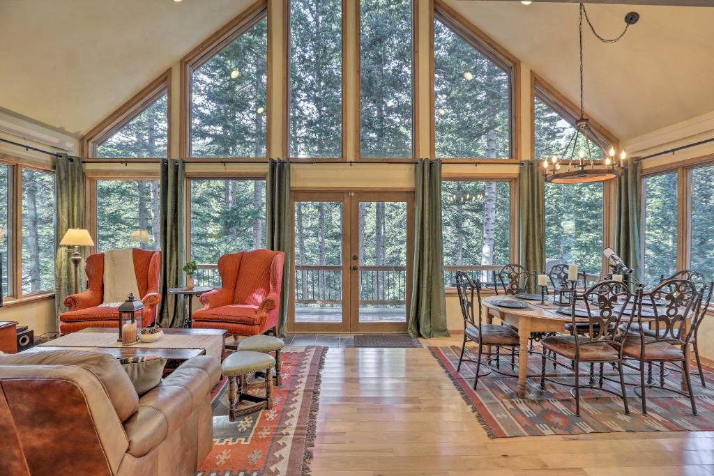 St Marys Lakefront Cabin with Deck and Wood Stove!, Idaho Springs (updated prices 2024)