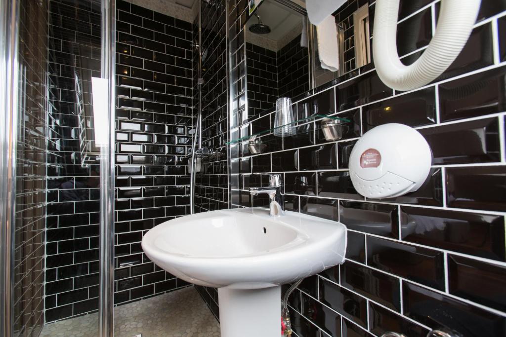 Grand Hotel du Loiret - Resim 23