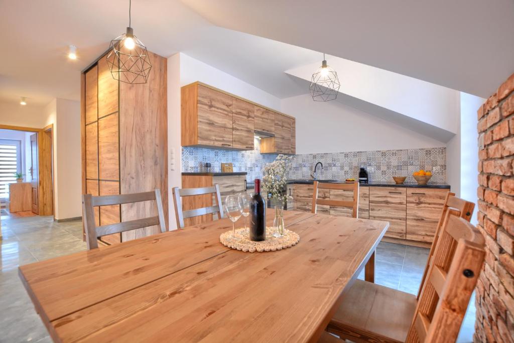 Kuchyňa alebo kuchynka v ubytovaní Apartamenty Maja i Zuzia