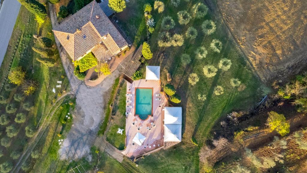 Basen w obiekcie Villa Beltramonto 14, Emma Villas lub w pobliżu
