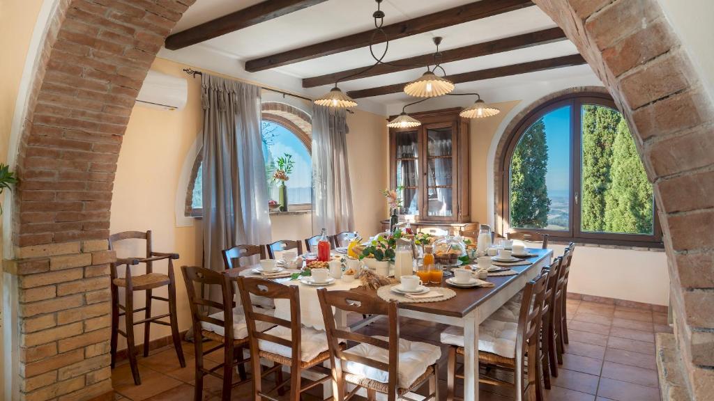 Zdjęcie z galerii obiektu Villa Beltramonto 14, Emma Villas w mieście Pomarance