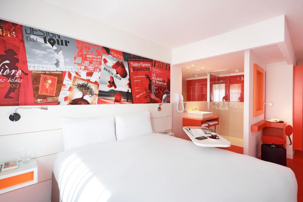 Postel nebo postele na pokoji v ubytování ibis Styles Montpellier Centre Comedie
