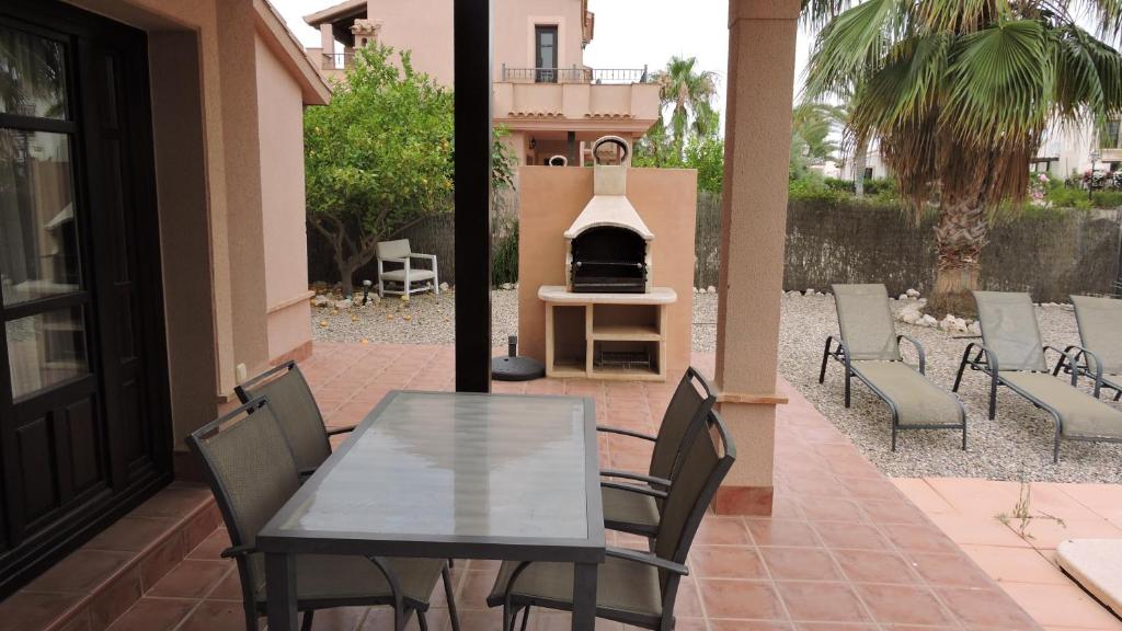 HL 020 Luxury 3 bedroom villa , high standard - Villa De Tres Habitaciones