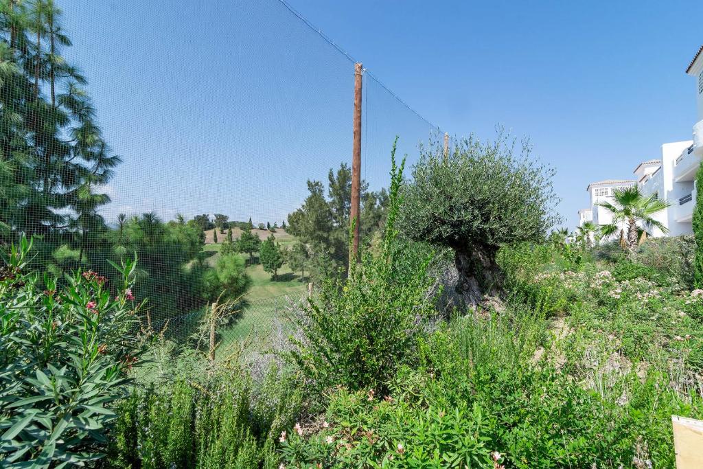 Vonkajšia záhrada v ubytovaní DJA- Modern 2 bedroom apartment close to beach