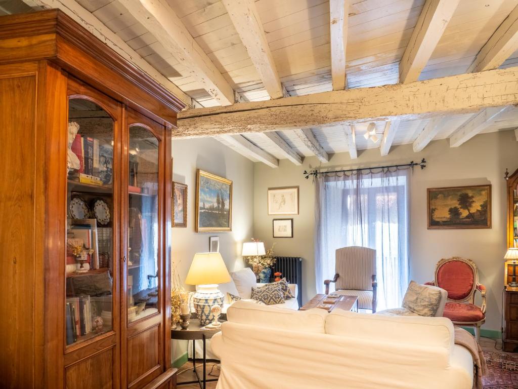 Posteľ alebo postele v izbe v ubytovaní Encantadora Casa de Pueblo con 5 Hab. en Burgos