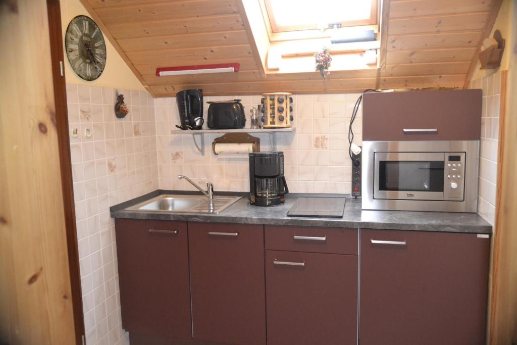 Kuchyň nebo kuchyňský kout v ubytování Haus Moser