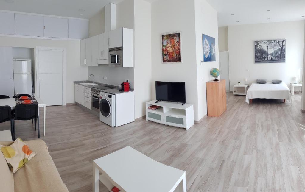 Spacious studio apartment in Cabanyal, Valencia – Bijgewerkte ...