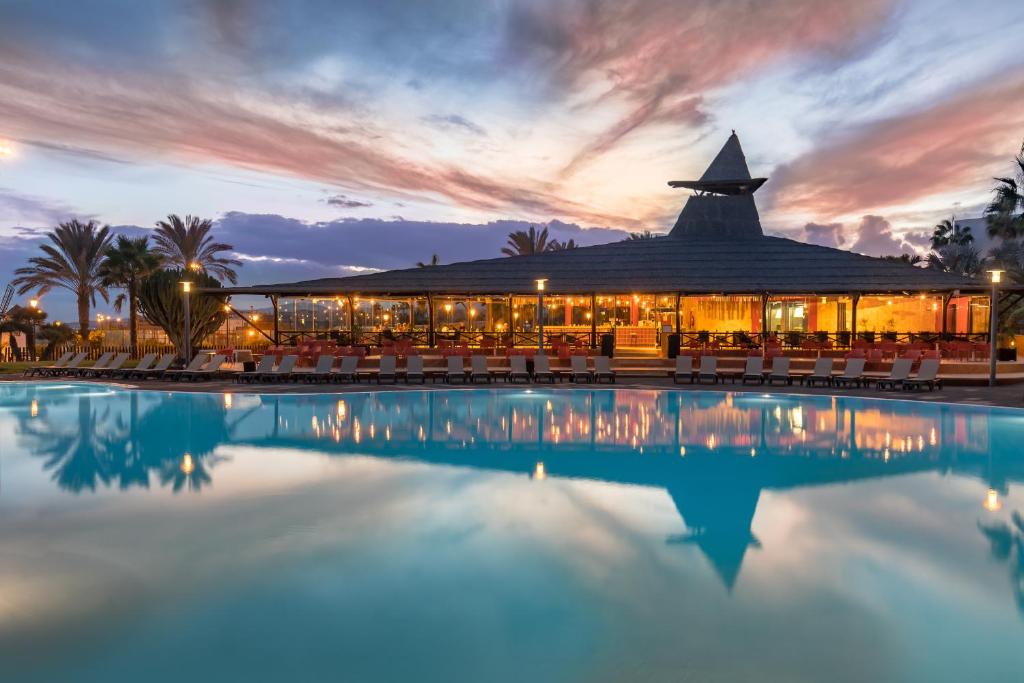 Bazén v ubytování Barceló Fuerteventura Mar nebo v jeho okolí