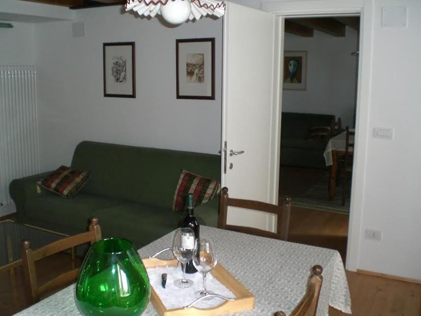 Posedenie v ubytovaní Agriturismo Giorgio Colutta