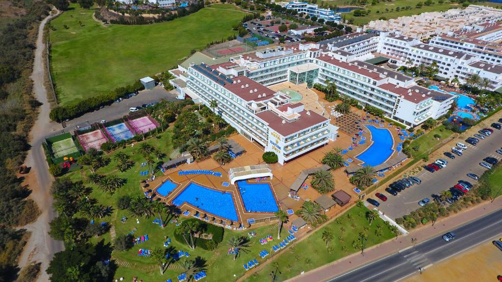 Letecký snímek ubytování Hotel Servigroup Marina Playa