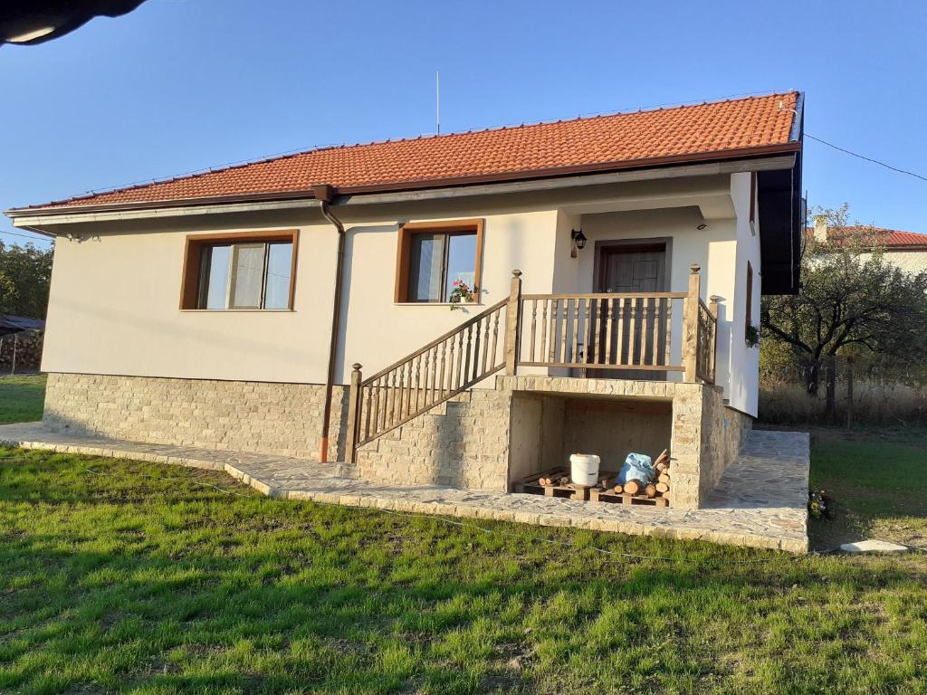 Къща за гости На Мечка, Oborishte – Обновени цени 2023