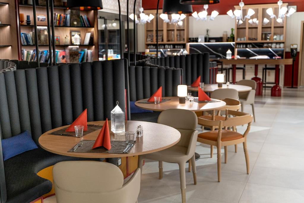 Reštaurácia alebo iné gastronomické zariadenie v ubytovaní ibis Styles Zurich City Center